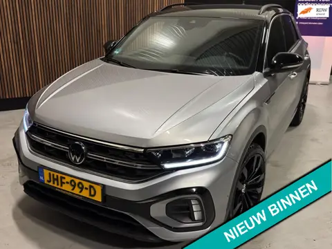 Volkswagen T-ROC 1.5 TSI Automaat 3 x R-Line CAMERA IQ LIGHT TREKHAAK BTW GARANTIE