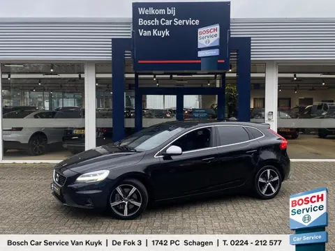 Volvo V40 1.5 T3 Polar+ Sport / Automaat / NL-Auto / Dealer-Onderhouden / Panodak / Harman-Kardon / 