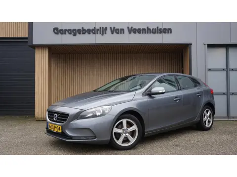 Volvo V40 1.6 115pk D2 Kinetic 5-drs Airco Trekhaak PDC *290468km* Cruise controle *NL auto* Export!
