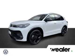 Volkswagen Tiguan R-Line Edition 1.5 eHybrid 150 kW / 204 PK DSG | Black Style | Panoramadak | Trekh