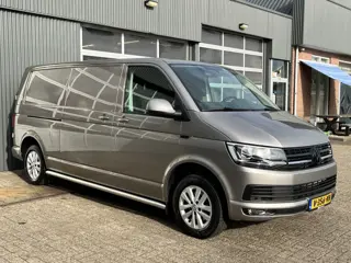 Volkswagen Transporter 2.0 TDI L2H1 150pk Automaat DSG 2x schuifdeur Airco Cruise controle Trekhaak 