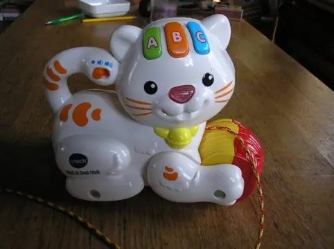 Vtech baby rol &amp; dol kat - trekfiguur - leeftijd v.a.:6