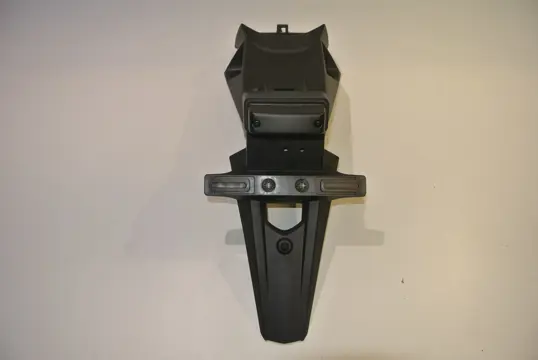 KENTEKENPLAATHOUDER Suzuki GSR 750 2011 - 2016