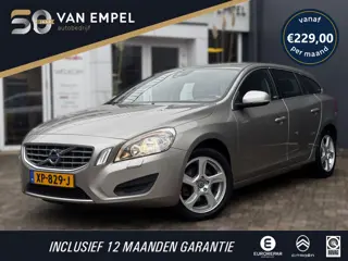 Volvo V60 1.6 T4 Kinetic | 180 PK | Automaat | Trekhaak | Climate Control | Stoelverwarming | Naviga