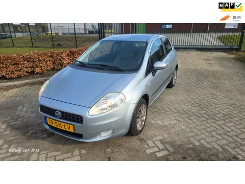 Fiat Grande Punto 1.4 Edizione Prima CLIMA PDC NAP NWE APK BIJ AFLEVERING!