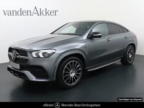 Mercedes-Benz GLE Coupé 350e AMG // Luchtvering // Massage Stoelen // Panoramadak // Trekhaak 3500kg