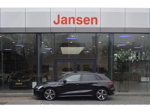 Audi A3 Sportback 40 TFSI e Edition | S-LINE | BLACKLINE | LEDER | ELEK. STOELEN | CARPLAY | CRUISE 