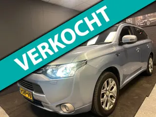 Mitsubishi Outlander 2.0 PHEV instyle+ Camera Adaptieve cruise control, Lane departure warning