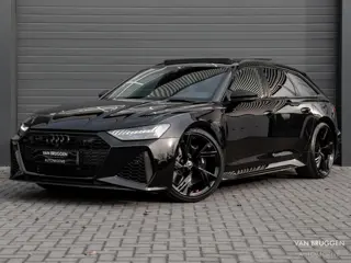 Audi RS6 Avant 4.0 TFSI quattro Pano Carbon Trekhaak Standkachel Luchtvering 22" Laser