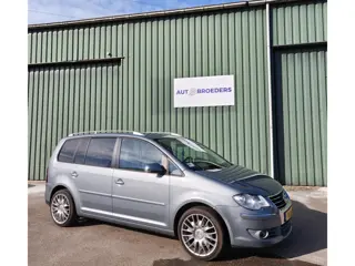 Volkswagen Touran 1.4 TSI Highline AUTOMAAT - GOED ONDERHOUDEN - NETTE STAAT