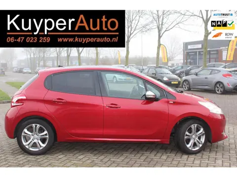 Peugeot 208 1.2 PureTech Style Pack Plus nap pano navi multimedia cruise clima sensoren