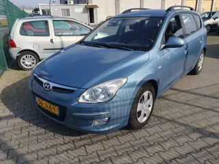 Hyundai Hyundai I30 CW 1.6 CRDi Dynamic Business 1.6 CRDi Dynamic Business