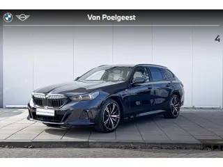 BMW 5 Serie Touring 550e xDrive / Driving Assistant Professional / Glazen Panoramadak / Harman-Kardo