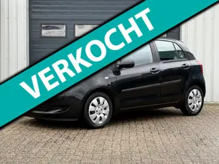 Toyota Yaris 1.3 VVTi Sol 5-deurs 2e EIG / AIRCO / NAP