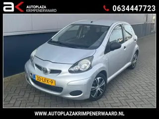 Toyota Aygo 1.0-12V Comfort Nieuwe Koppeling Airco carplay Nieuwe apk