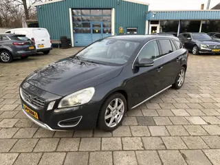 Volvo V60 1.6 T3 Summum