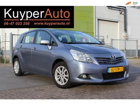 Toyota Verso 1.8 VVT-i Aspiration 7p. automaat trekhaak cruise pano clima navi