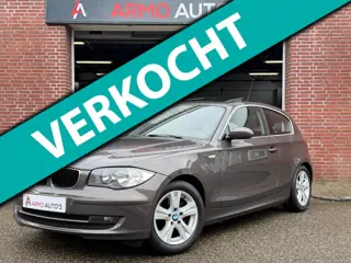 BMW 1-serie 116i Business Line | Airco | Stoelverwarming | Schuifdak