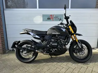 Moto Morini 6 1/2 SCR (bj 2024)