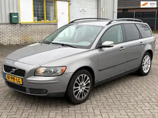 Volvo V50 2.5 T5 220 PK 6 BAK Bj 2004 Kinetic Ecc Airco Cruise Control Elec.Pakket Trekhaak Spoiler 