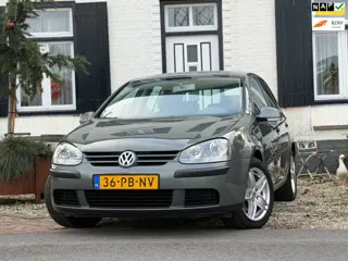 Volkswagen Golf 1.6 FSI Trendline|77DKM!|NAP|5DRS|