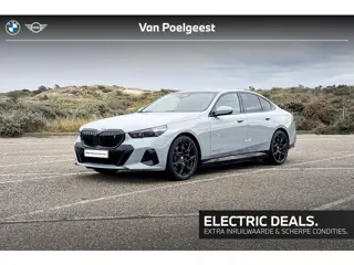 BMW i5 Sedan eDrive40 M Sport Edition | M Sport | Glazen Panoramadak | Head-up Display | Stoelventil