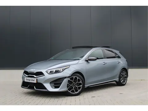Kia Ceed 1.0 T-GDi GT-Line - Pano - Stoel/Stuurverwarming - Camera - Keyless - Carplay - Blindspot -