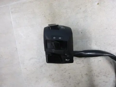 STUURSCHAKELAAR LINKS KTM 200 Duke 2012 - 2016