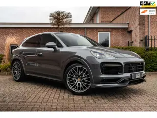 Porsche Cayenne Coupé 3.0 E-Hybrid Platinum Edition Sport Design Luchtvering Pano Soft Black Optic C