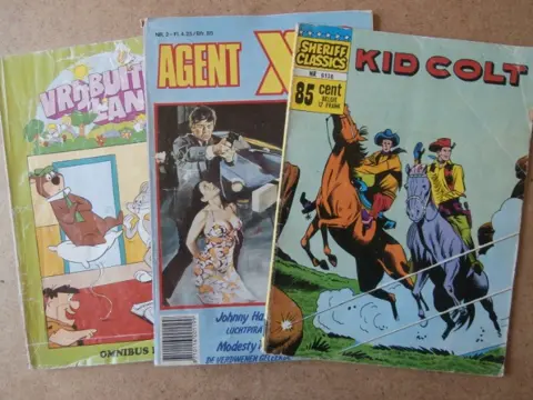Comics adv7294