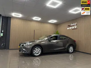 Mazda 3 2.0 TS * Automaat / Navigatie / Cruise control / LM Velgen *