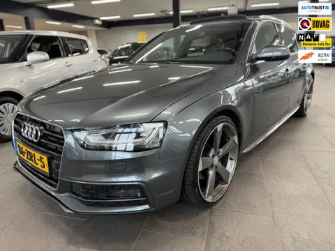 Audi A4 Avant 1.8 TFSI S Edition automaat panoramadak navi leer clima xenon cruise controle lm-velge