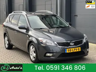 Kia Cee'd 1.4 CVVT X-ecutive Bj010 Navi Lmv Apk