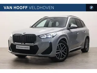 BMW X1 xDrive25e High Executive M Sport Automaat / Panoramadak / Sportstoelen / Comfort Access / M A