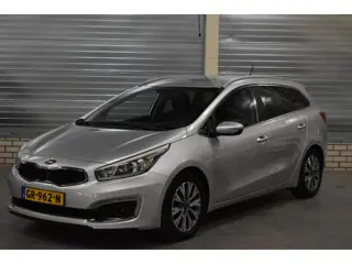 Kia Cee'd Sportswagon 1.6 GDI DynamicLine + Navigatie|Bluetooth|Wiffi|Camera|Parkeersensoren|