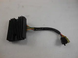 SPANNINGSREGELAAR Ducati 748 1996 - 2002