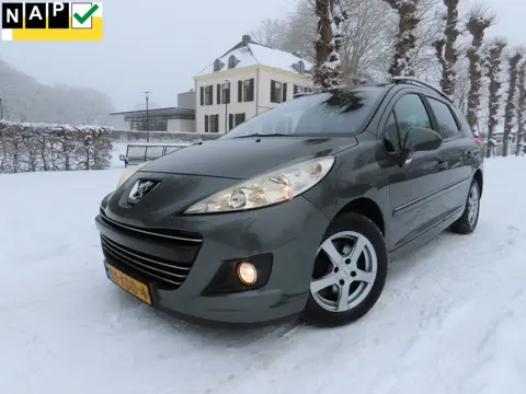 Peugeot 207 SW 1.4 VTi XS Panoramadak Ecc Cruisecontrol Lm Velgen Trekhaak