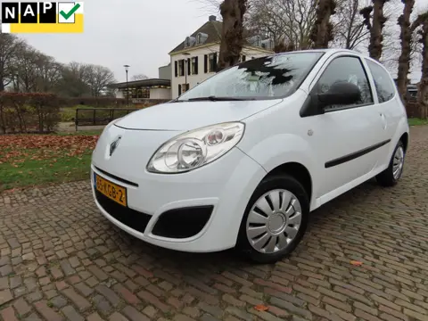 Renault Twingo 1.2 Authentique | Airco | Stuurbekrachtiging | Isofix | Apk t/m 15-11-2026 |