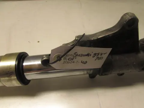 VOORPOTEN COMPLEET Suzuki GSX R 750 2001 - 2003