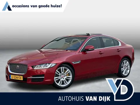 Jaguar XE 2.0 Portfolio | Pano-schuifdak/Leder/Camera/Trekhaak/Bi-Xenon