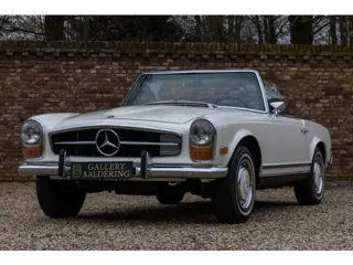 Mercedes-Benz SL-Klasse 280 Pagode Matching numbers, Manual, Fully restored condition