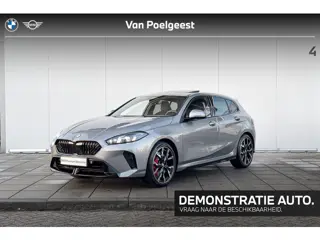BMW 1 Serie 120 M Sport Pro Glazen Schuifdak / Harman Kardon / Driving Assistant Plus / Stuurwielran