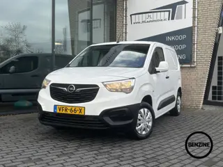 Opel Combo 1.2 Turbo L1H1*NAVI*CRUISE*HAAK*A/C*CARPLAY*