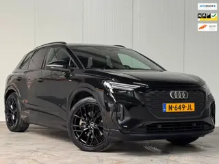 Audi Q4 e-tron 40 S-LINE Competition 77 kWh l MATRIX l CAMERA l SFEER l ADAPT.CRUISE l CARPLAYORG.NL