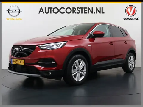 Opel Grandland X AUT-8 T 131PK Innovation Trekhaak LED Navi 17"lm Keyless 1/2Leer AGR-Comfort-Stoel+