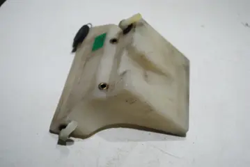 KOELVLOEISTOF RESERVOIR Triumph 900 Daytona 1995 - 1996