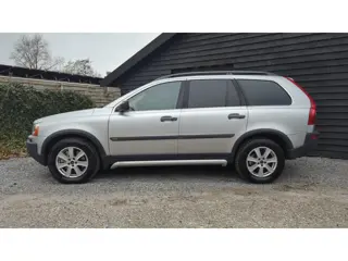 Volvo XC90 2.5 T Kinetic (bj 2004, automaat)