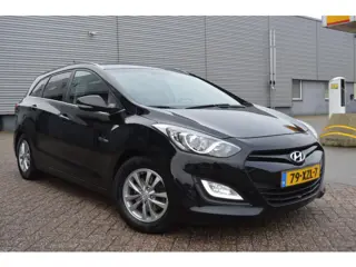 Hyundai I30 Wagon 1.6 CRDi Business Edition bj12 airco navi full