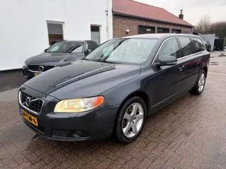VOLVO V70 D3 Summum Automaat