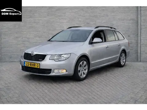 Škoda Superb Combi 1.6 TDI Greenline Comfort Business Line | Clima | Navi | Xenon | Trekhaak |